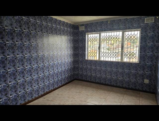 2 BEDROOM PROPERTY TO RENT IN MONTFORD